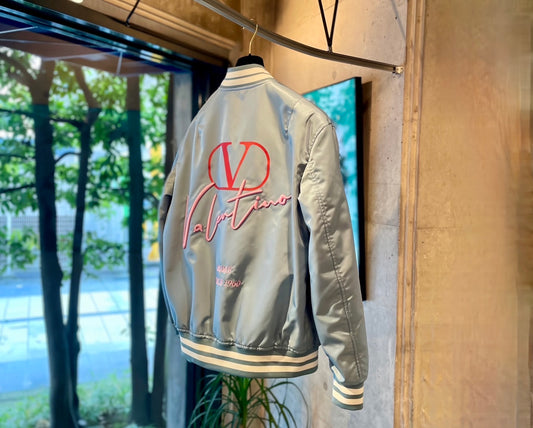 Valentino Embroidery & V Logo Signature Print Nylon Bomber Jacket / mou uomo