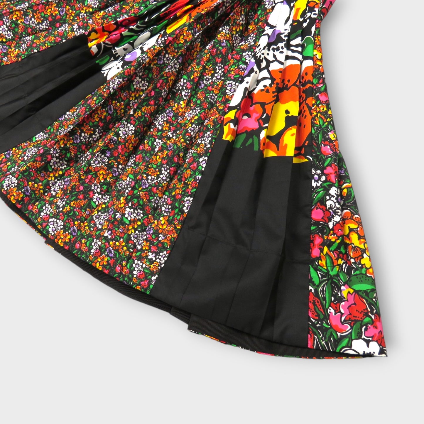 sacai ONE-PIECE