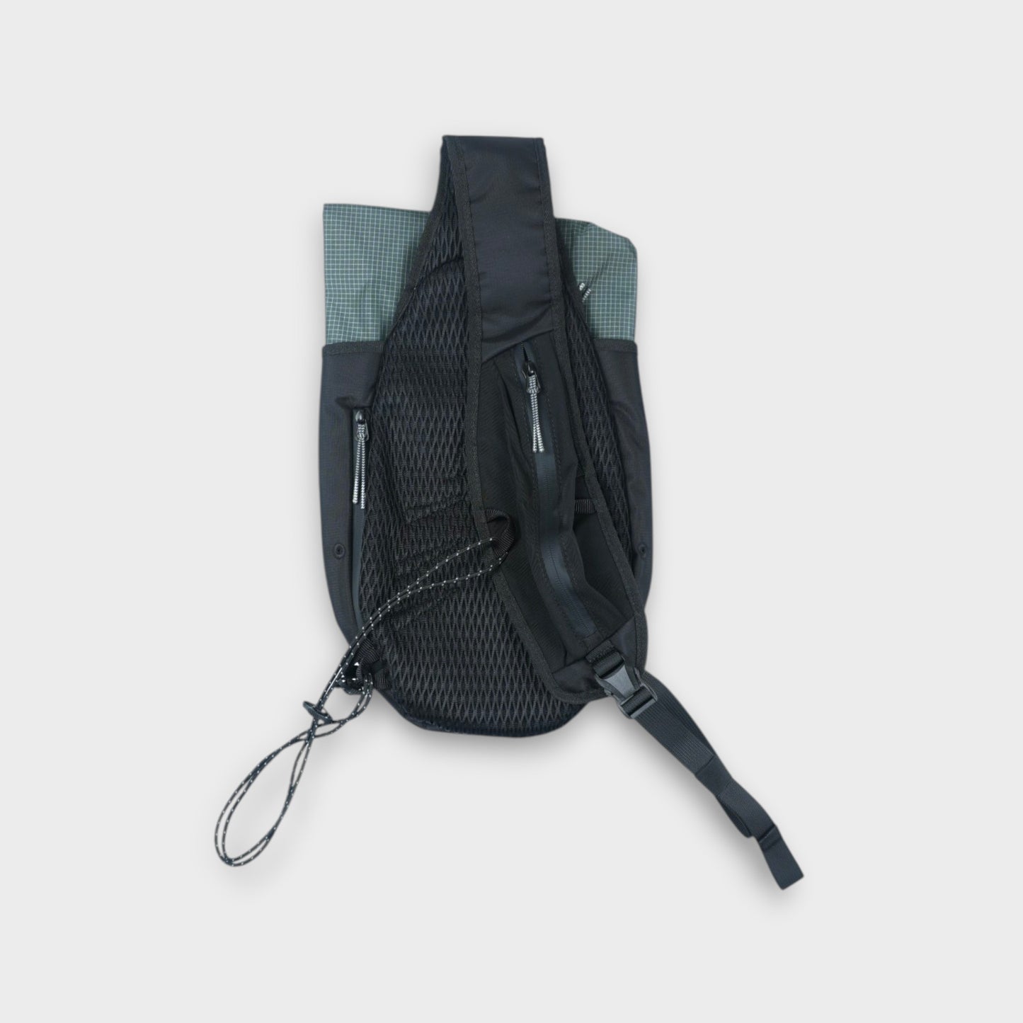 ROA TESTUD0 5L Technical Shell Sling Bag