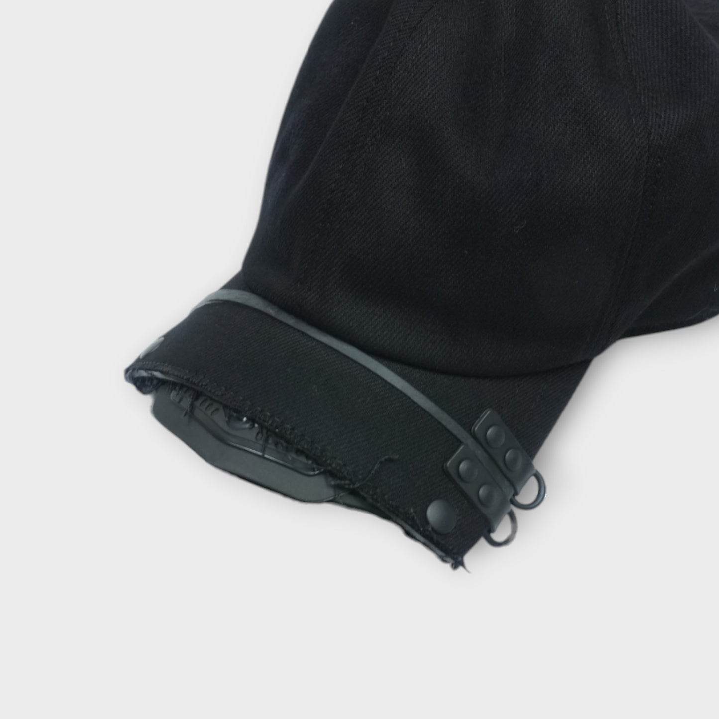 INNERRAUM CROPPED BASEBALL CAP