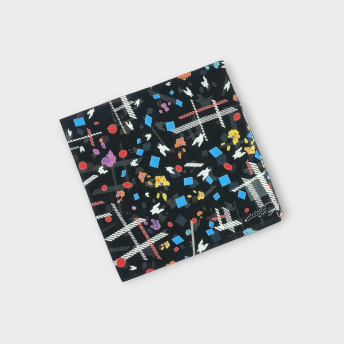 ANREALAGE WIND BLOWS MIX SCARF