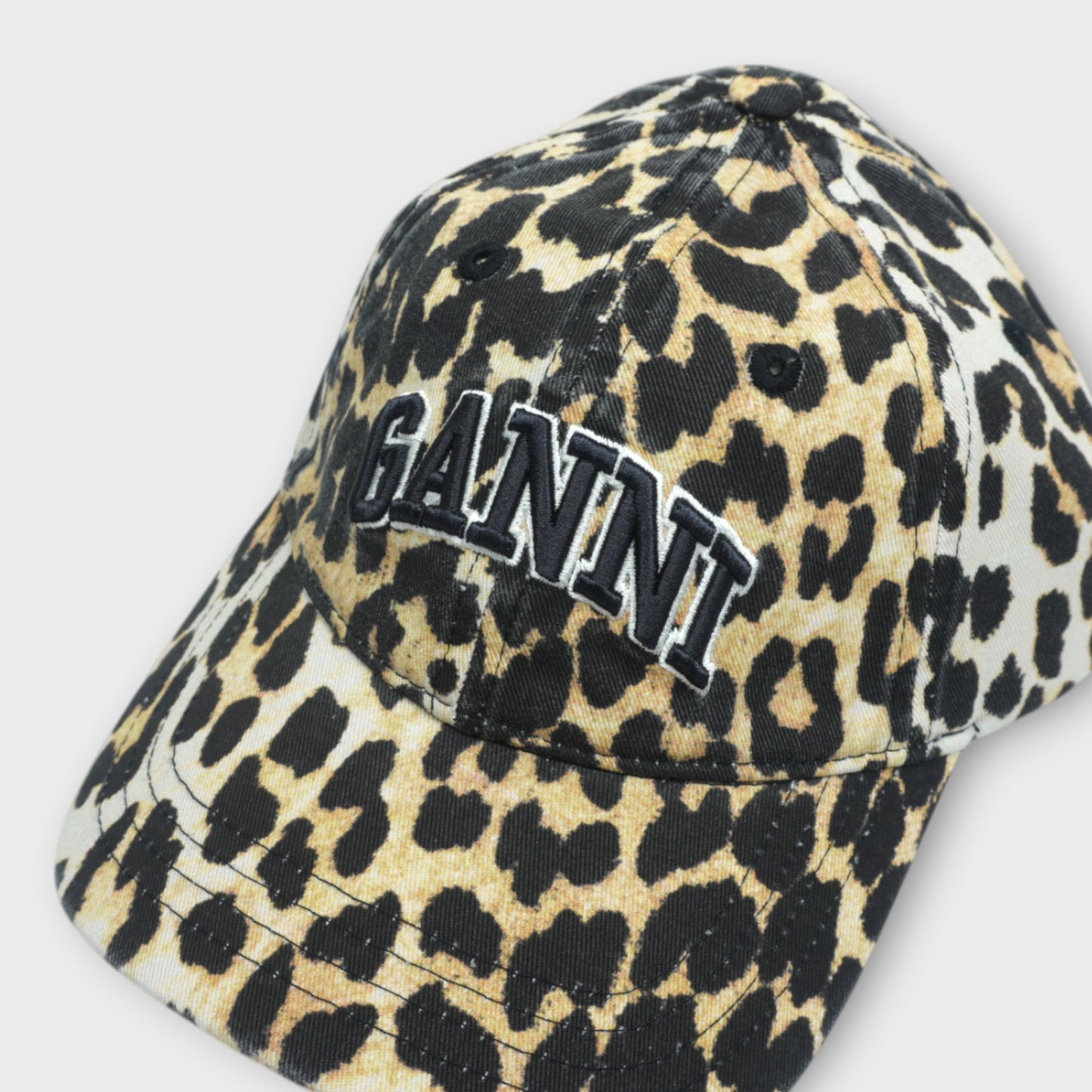 GANNI Washed Cotton Canvas Cap Leo Emb