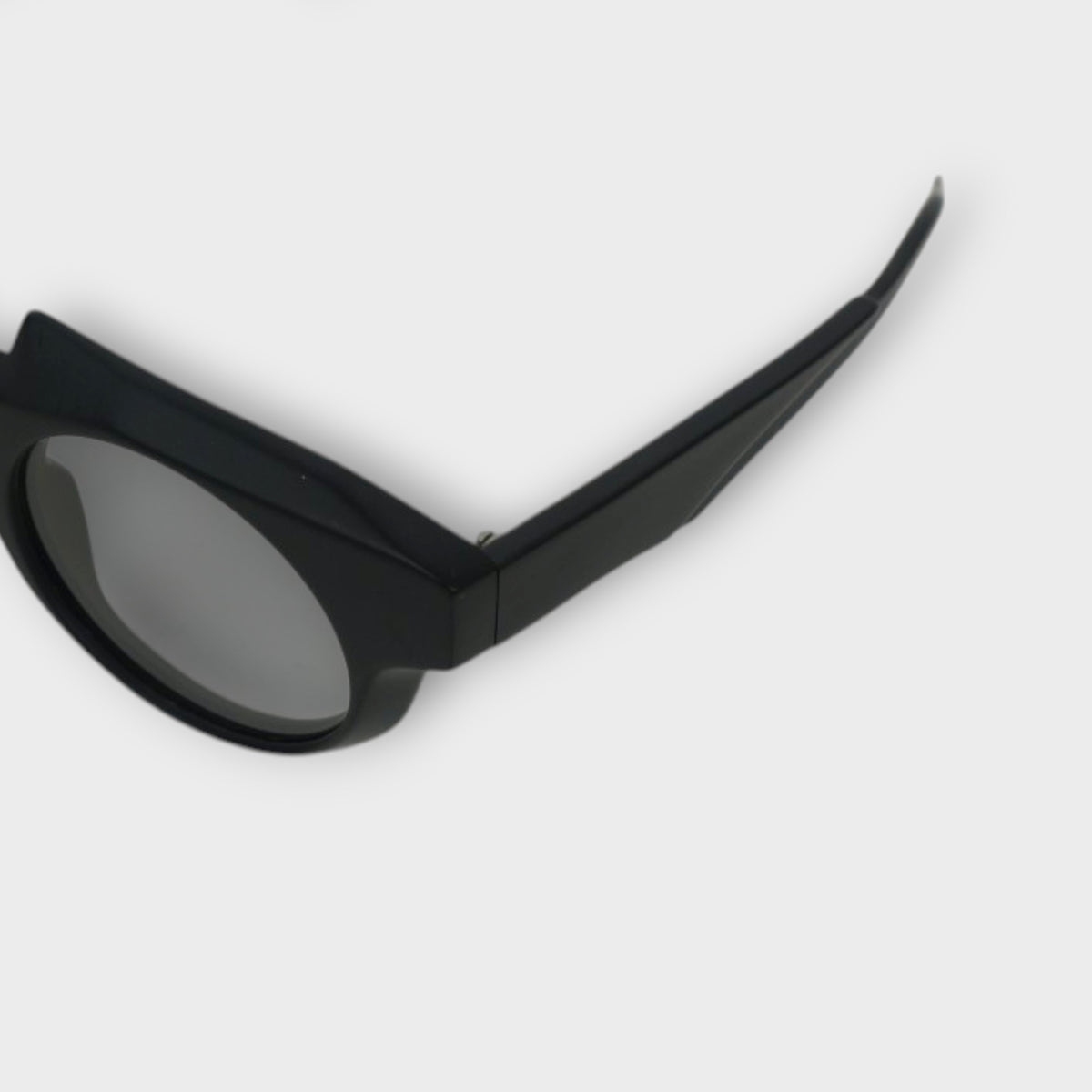 KUBORAUM sunglasses&case U1 47-25 BM grey1