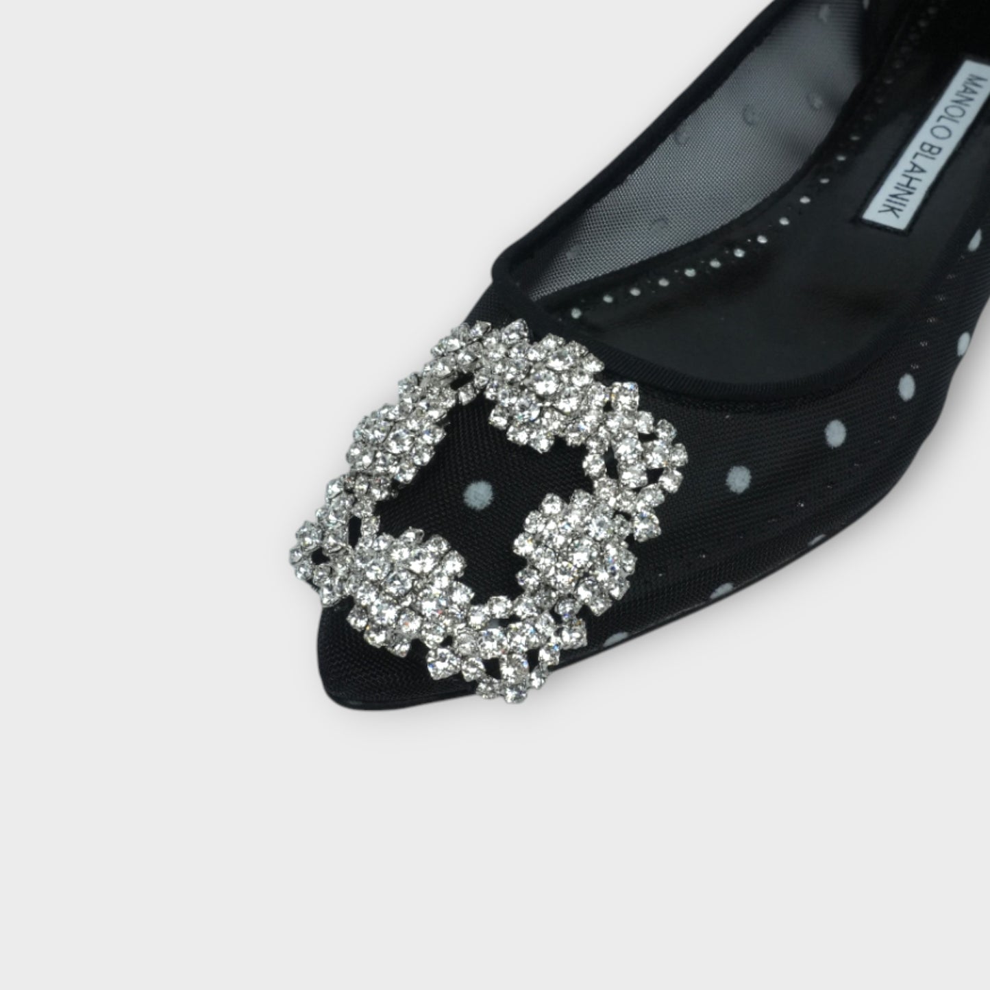 MANOLO BLAHNIK HANG ISIFLAT
