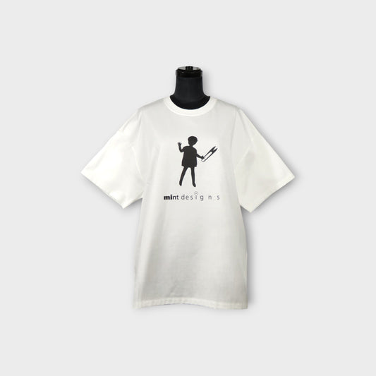 mintdesigns DOLL T-SHIRT