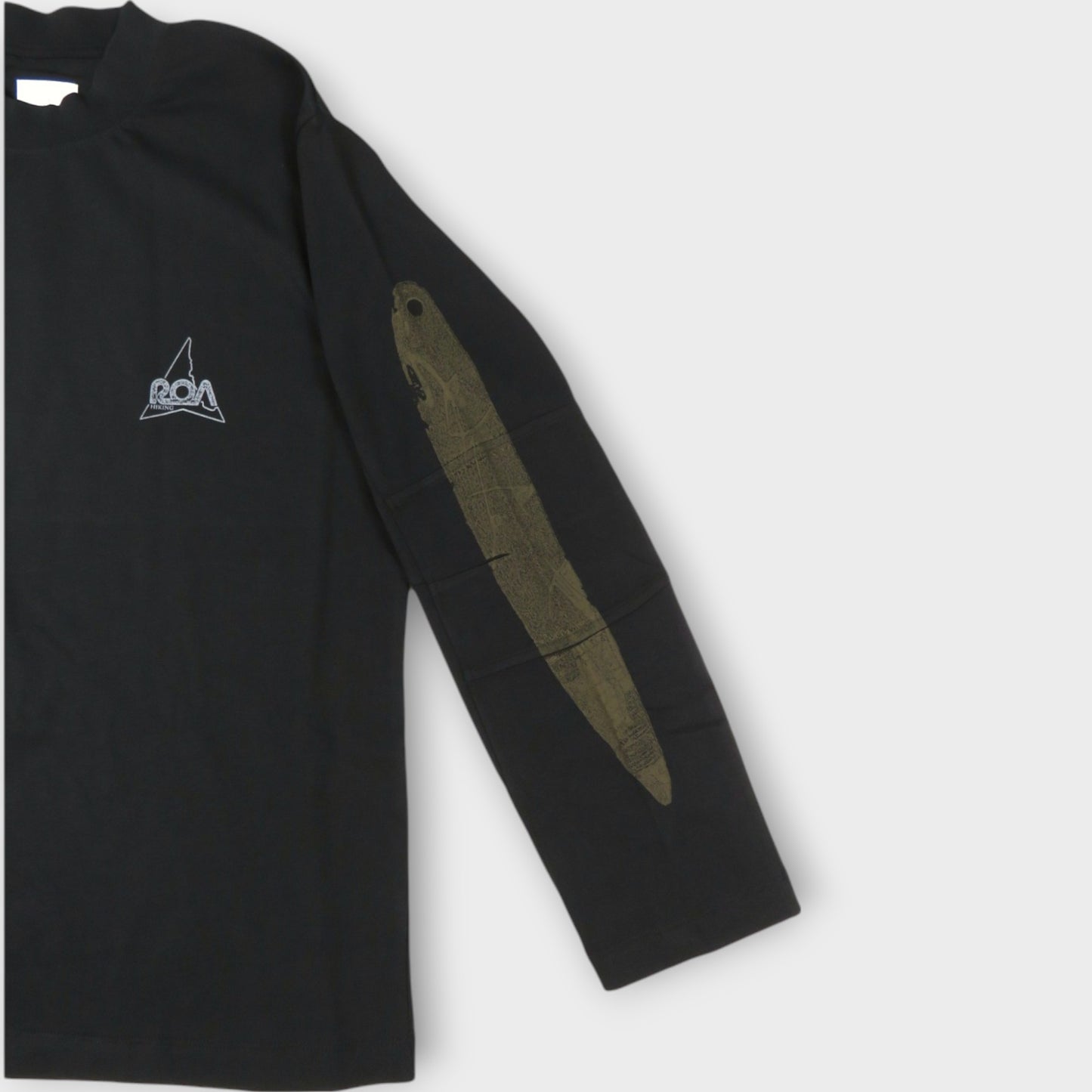 ROA Longsleeve Graphic