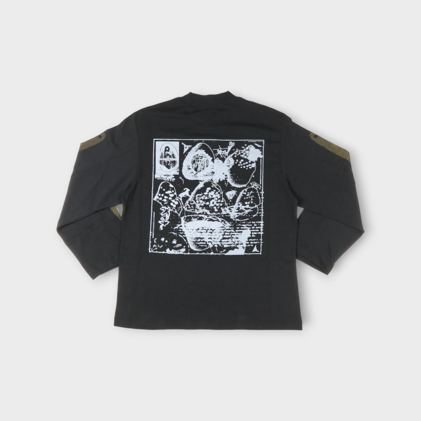 ROA Longsleeve Graphic