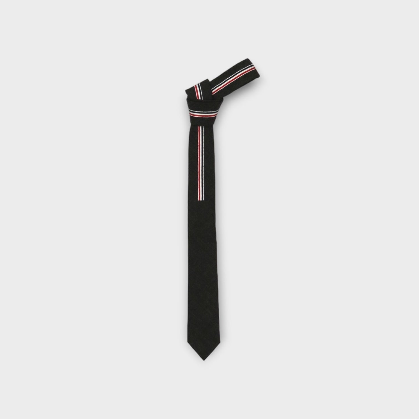 THOM BROWNE CLASSIC TIE W/ GG APPLICATION IN 2 PLY CRISPY WOOL SUITING