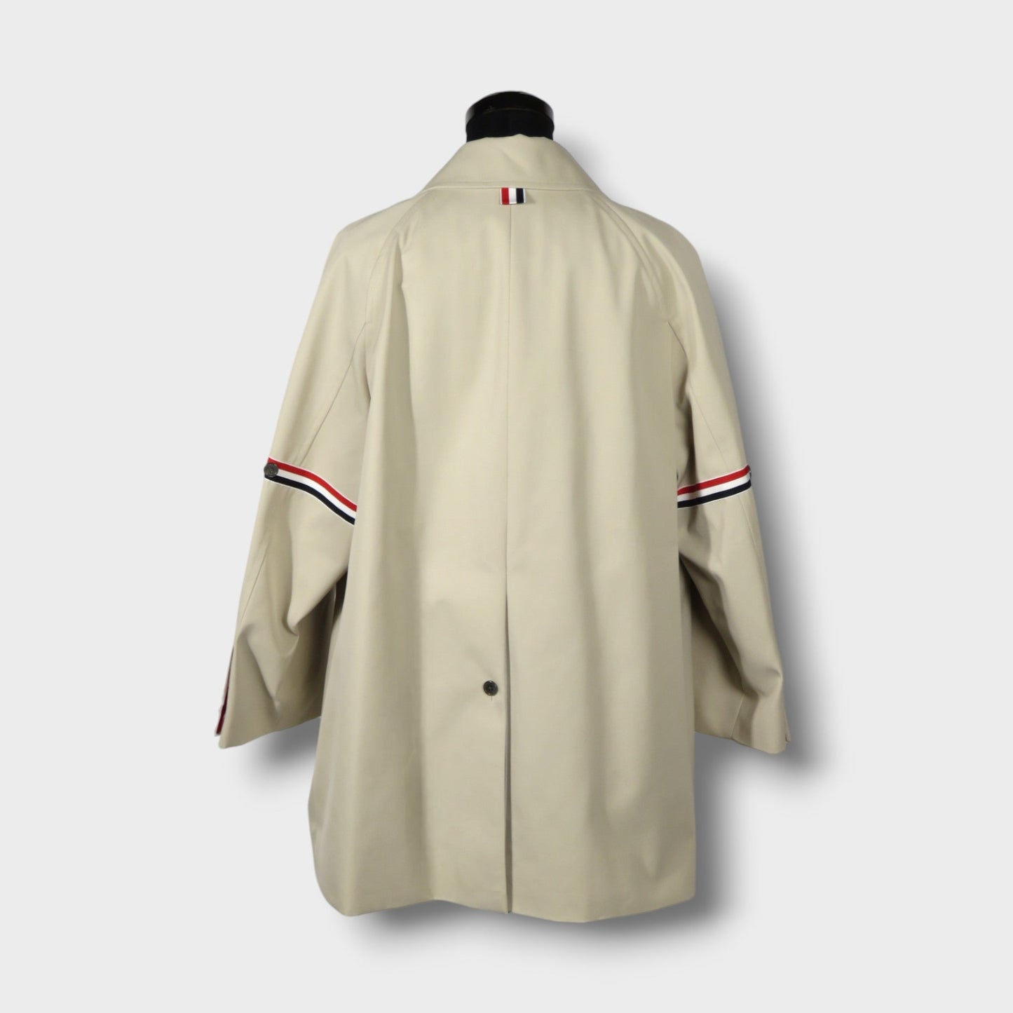 THOM BROWNE CROPPED CAR COAT W/ RWB ARMBANDS IN WATERPROOF COTTON TWILL