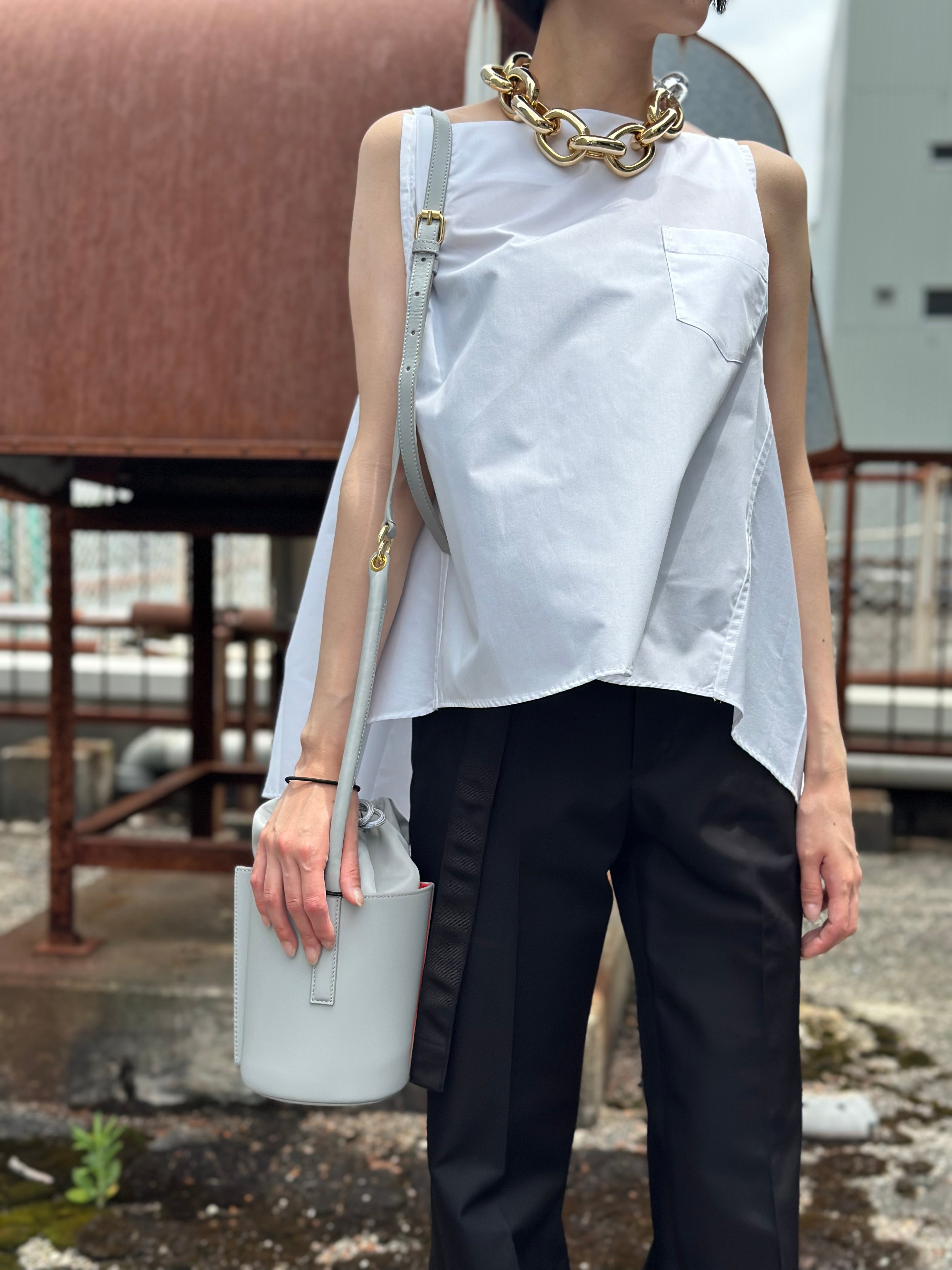 新品未使用　定価9.9万sacai Alice Pack Small Taupe sacai Alice Pack Small – mou by ACROPOLIS