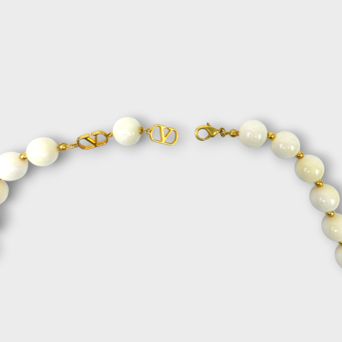 VALENTINO NECKLACE (L.72)