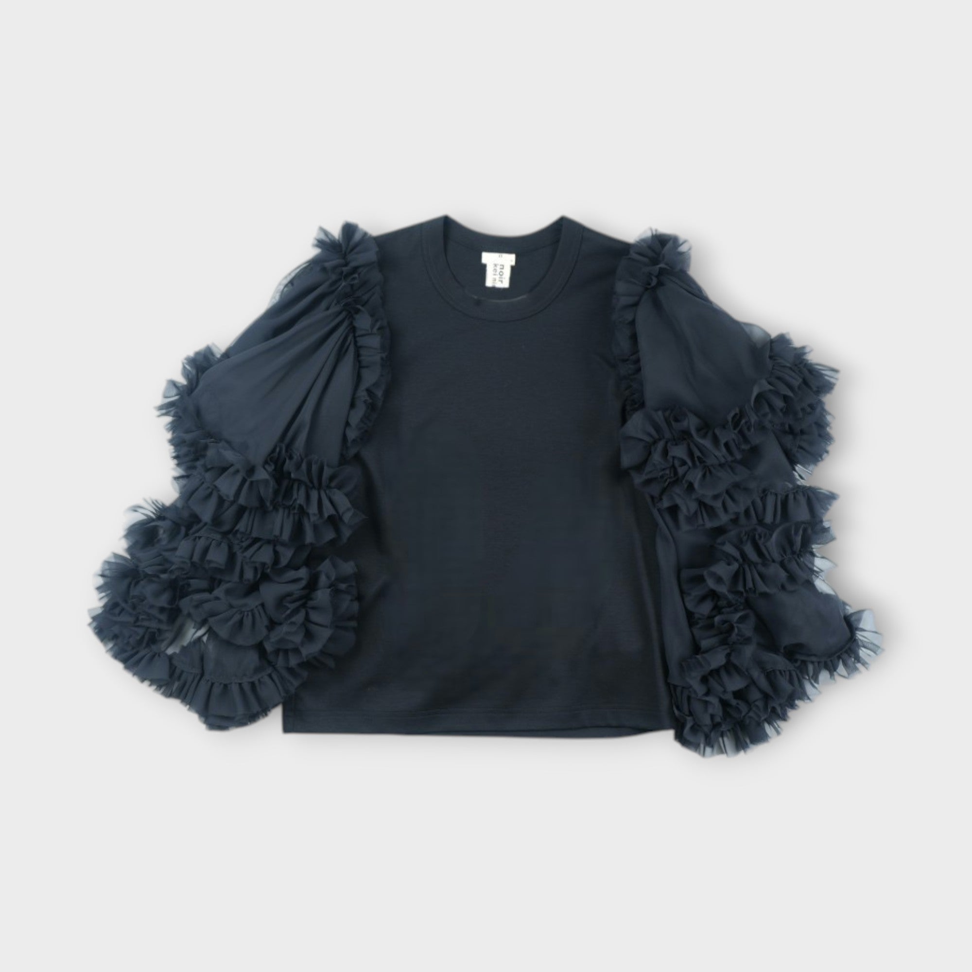 noir kei ninomiya – mou by ACROPOLIS