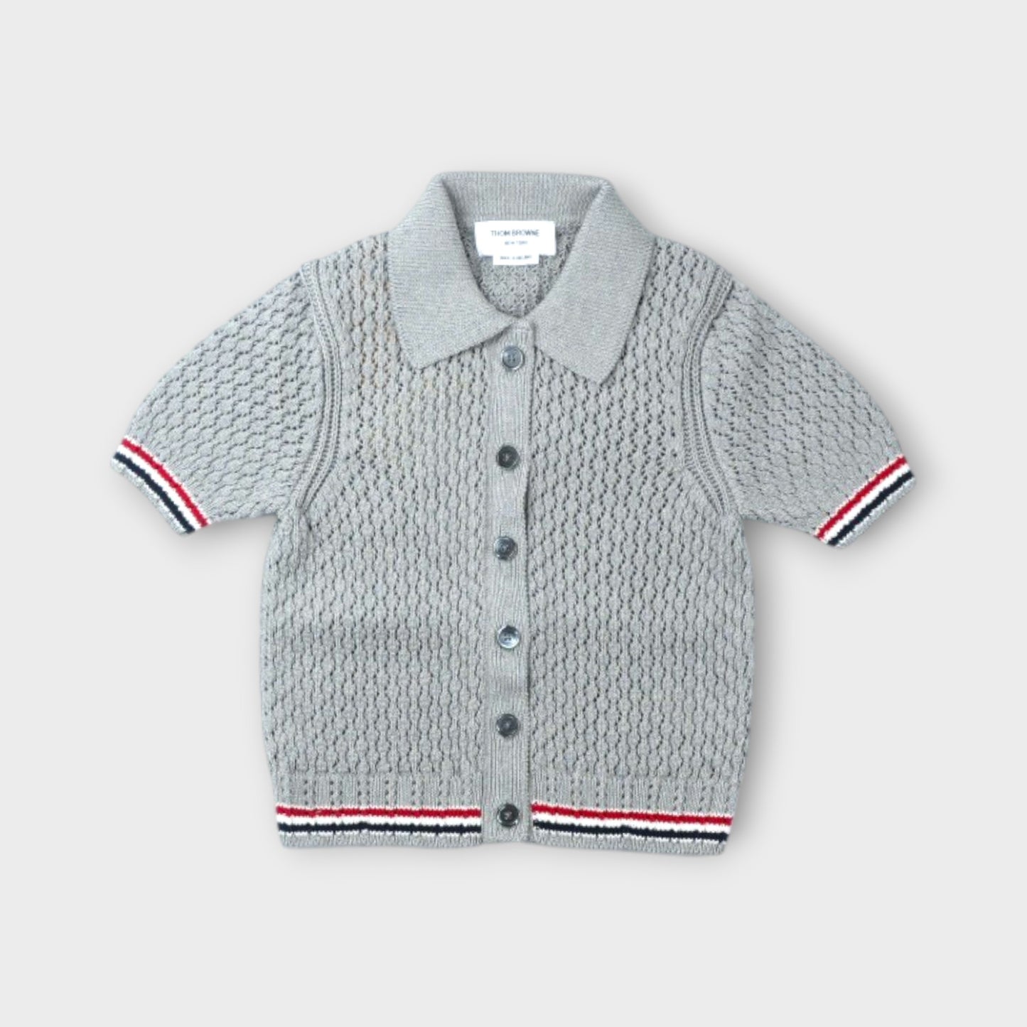 THOM BROWNE HECTOR POINTELLE STITCH SS POLO COLLAR CARDIGAN IN COTTON W/ RWB STRIPE