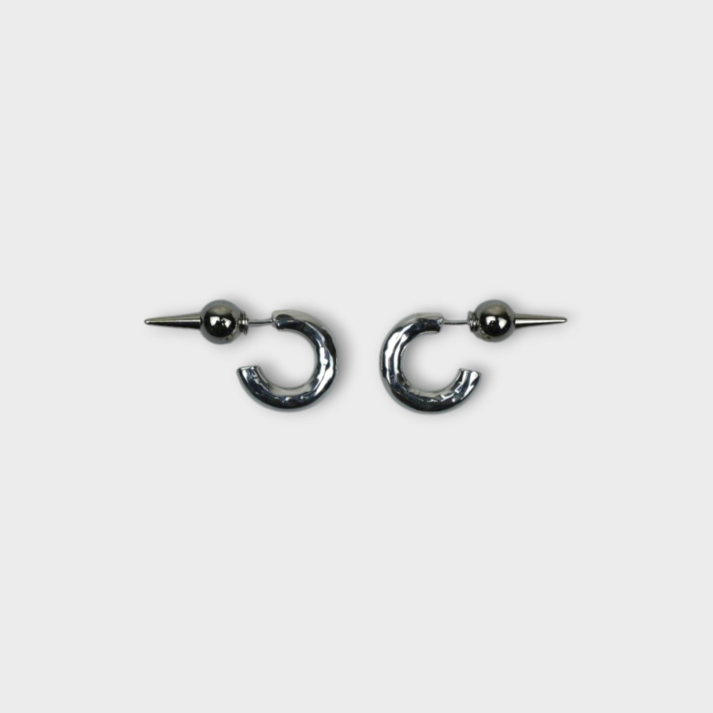 INNERRAUM DOUBLE SPIKE EARRING