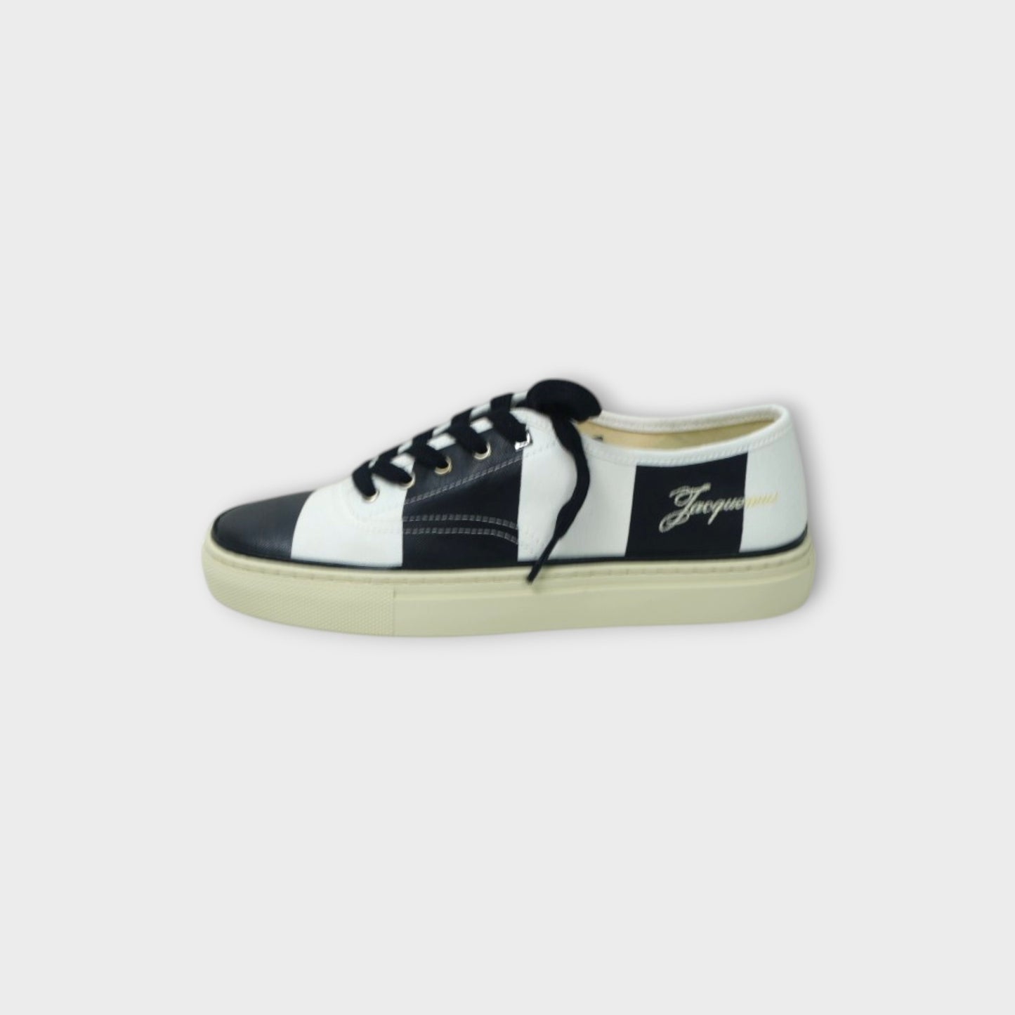 JACQUEMUS LES FEFE