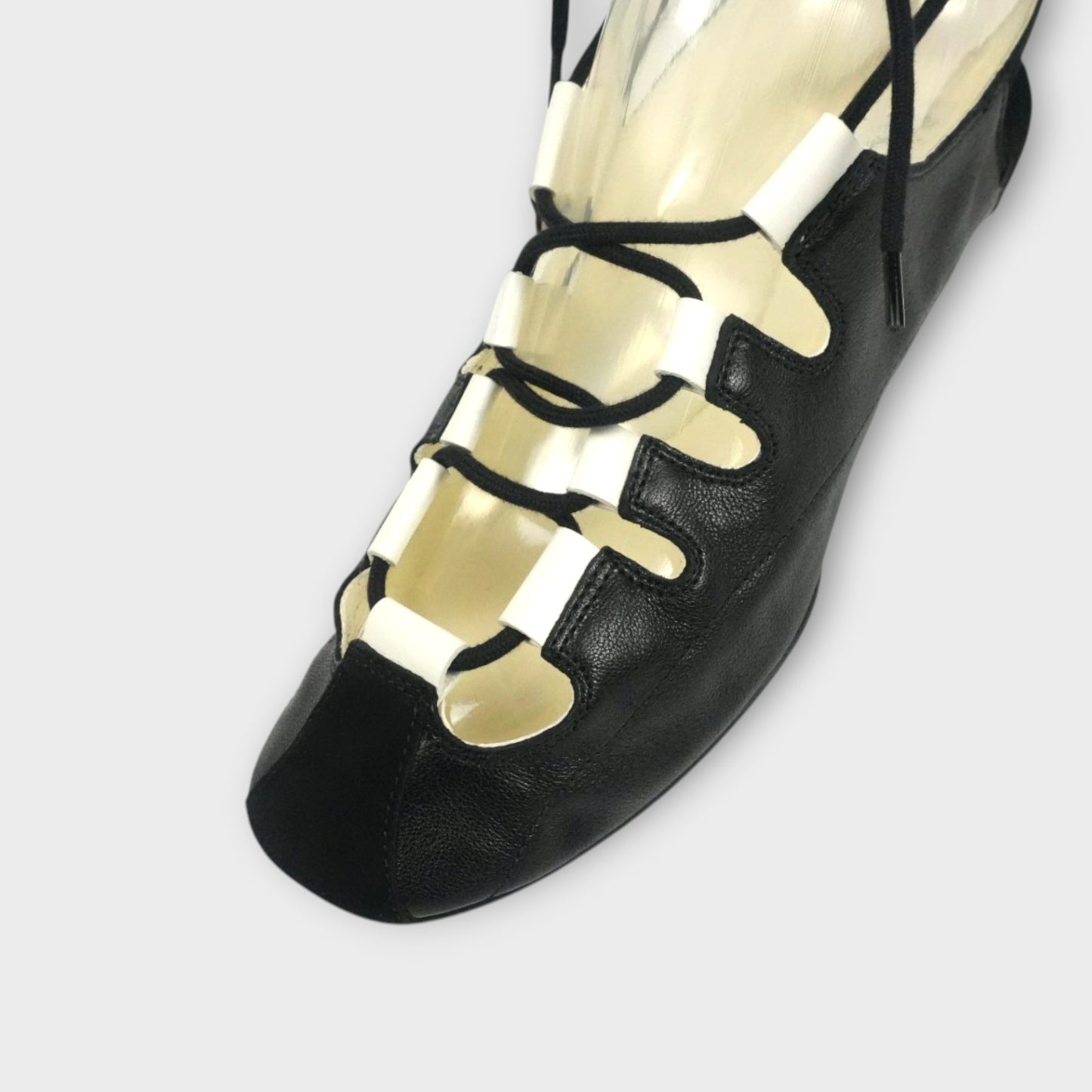 ALAÏA FLAT FOLD NAPPA