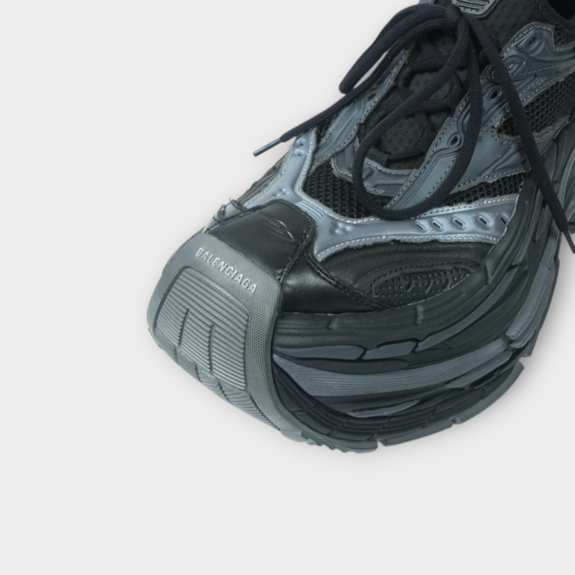 BALENCIAGA PLATFORM REDUCED/W – mou by ACROPOLIS
