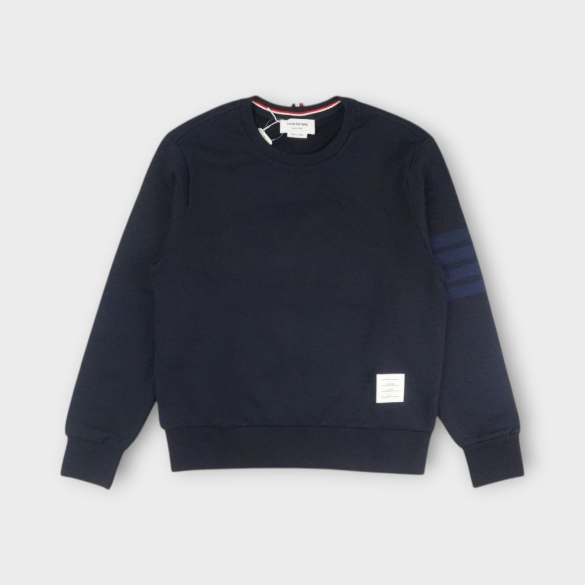 THOM BROWNE RELAXED FIT CREW NECK SWEATSHIRT W/ TONAL 4 BAR SLEEVE IN CLASSIC LOOPBACK W/ TONAL 4 BAR