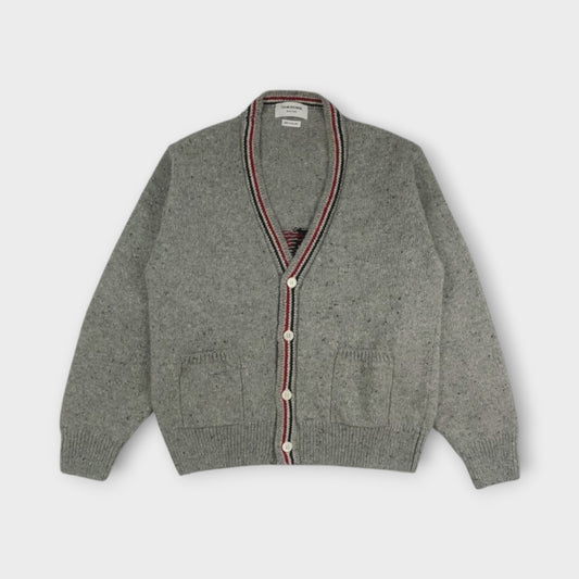 THOM BROWNE HECTOR PATCHWORK JERSEY INTARSIA V NECK CARDIGAN IN DONEGAL W/ RWB STRIPE