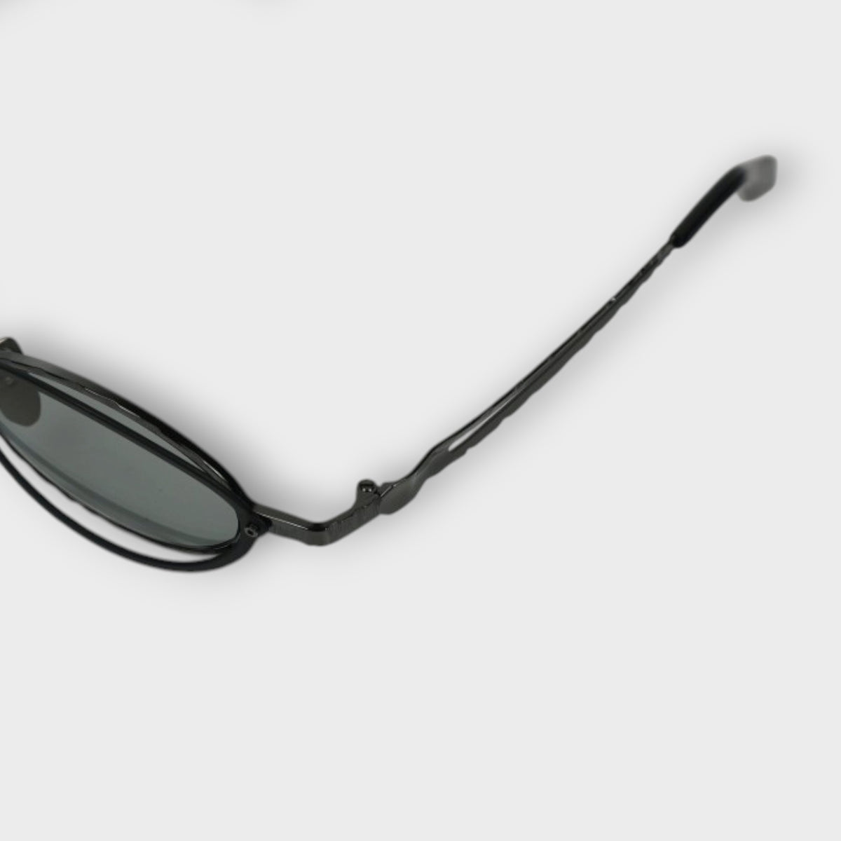 KUBORAUM sunglasses&case H18 49-19 BM grey1