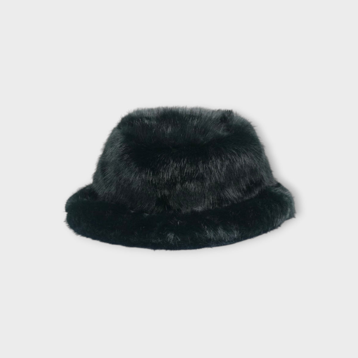 adidas Faux fur bucket hat