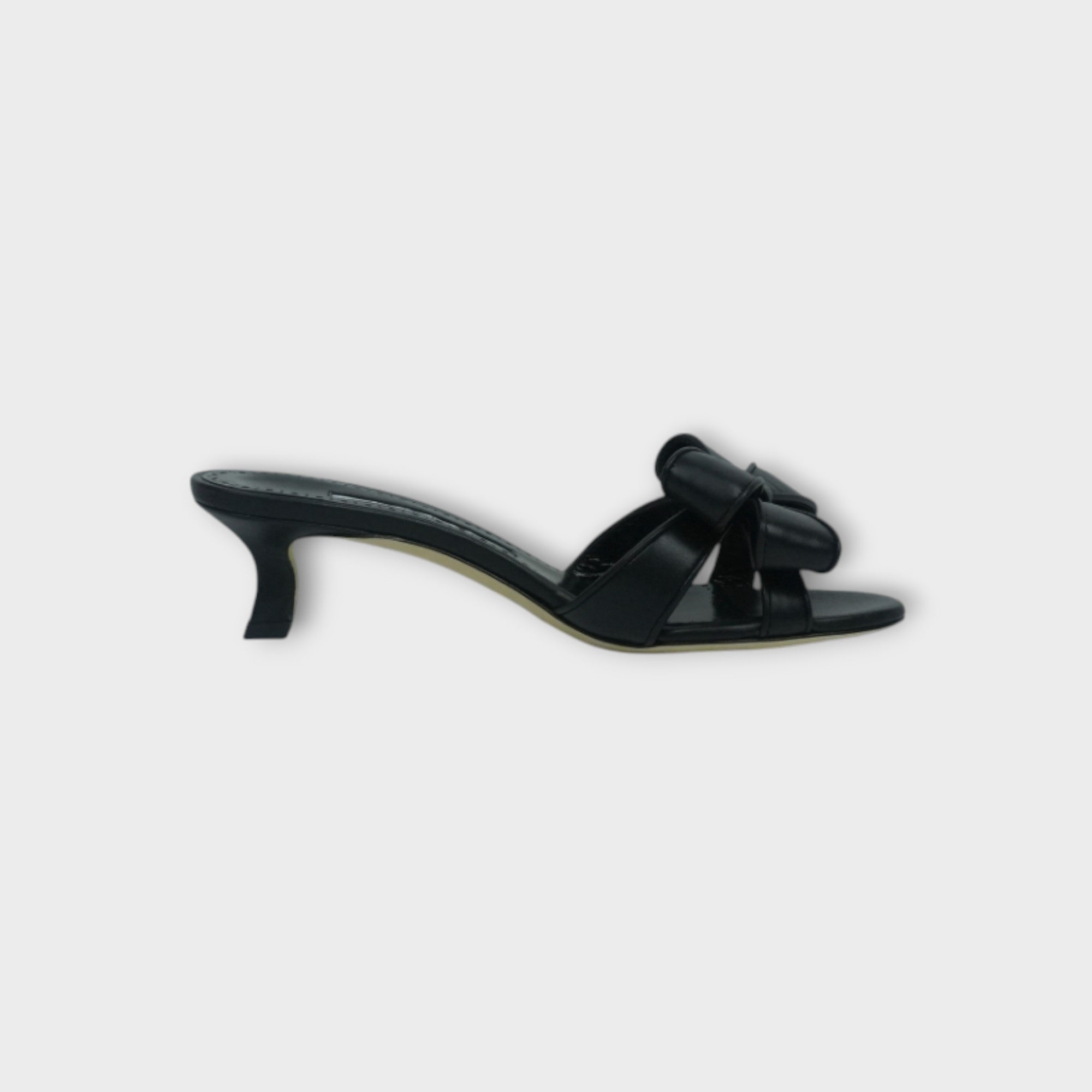 MANOLO BLAHNIK CAFREDDA – mou by ACROPOLIS