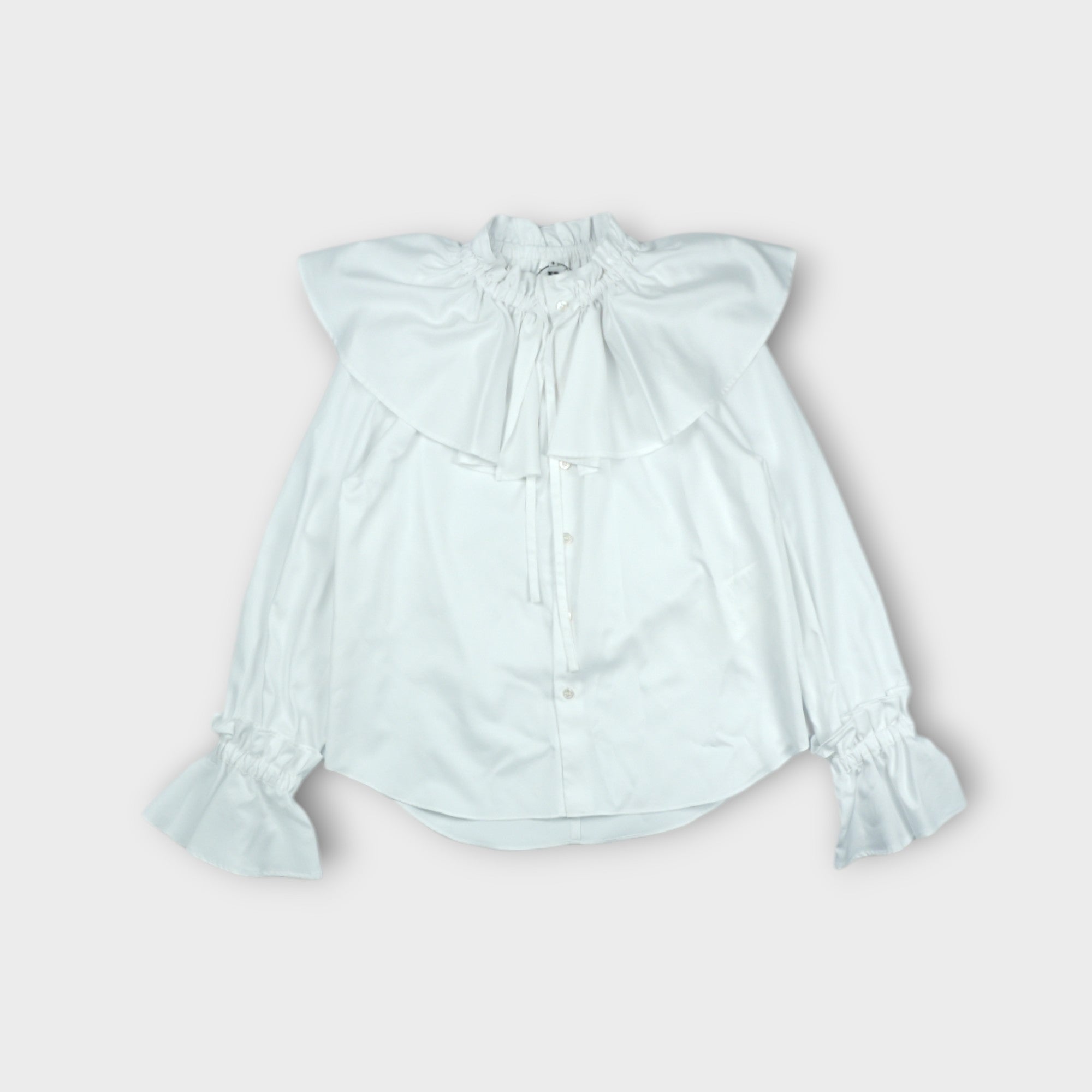 noir kei ninomiya – mou by ACROPOLIS