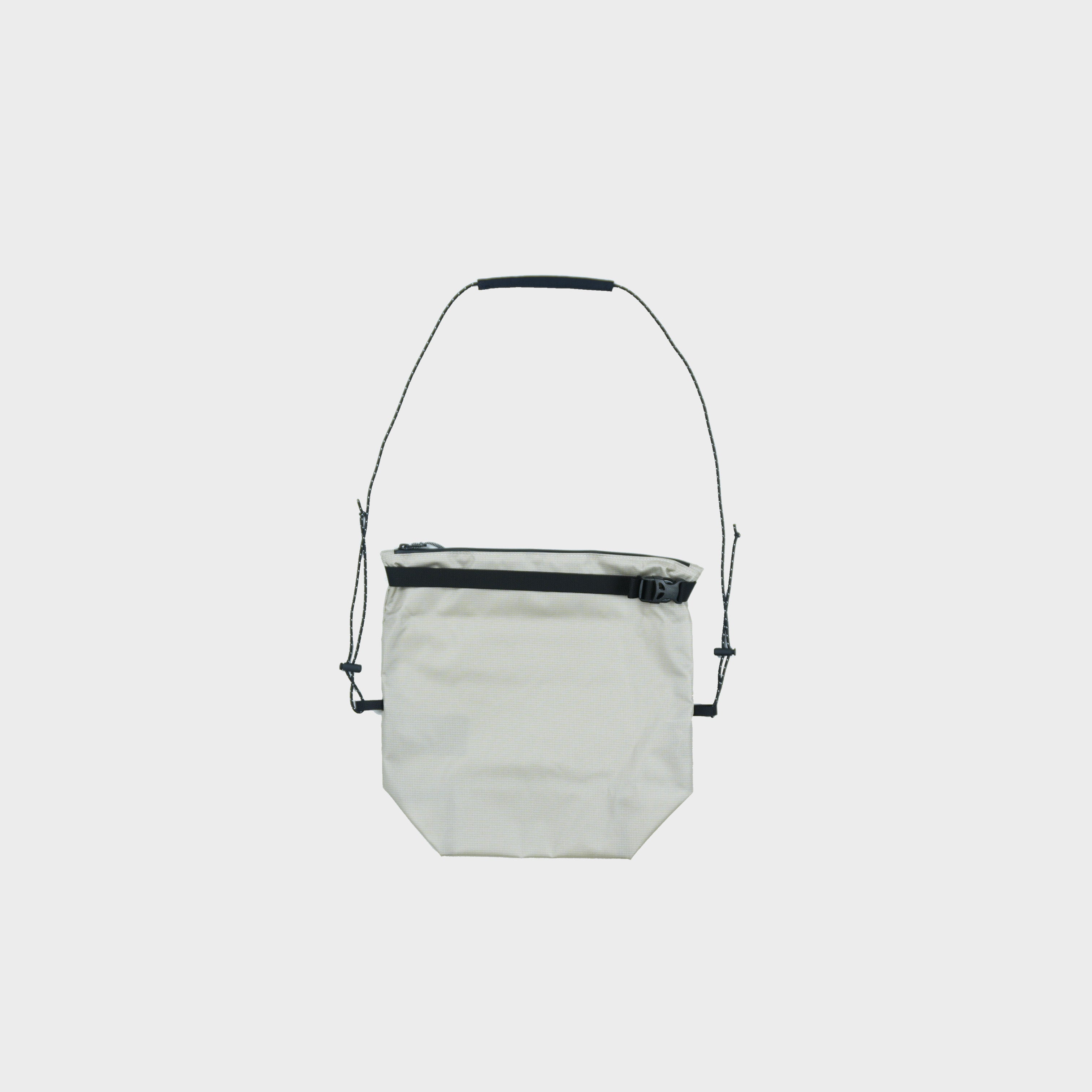 ROA Yuna Ripstop Crossbody Bag – mou by ACROPOLIS