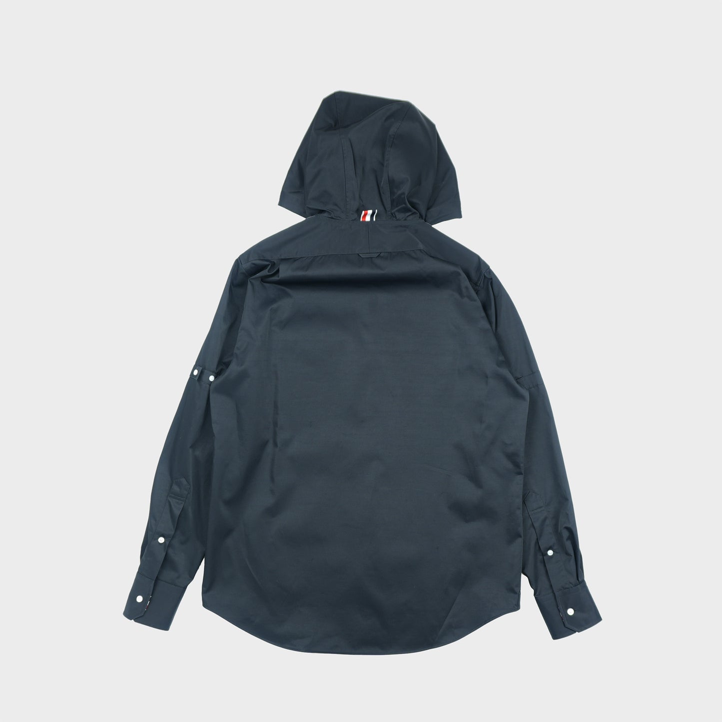 THOM BROWNE HOODED STRAIGHT FIT L/S SHIRT W/ RWB CUFF DETAIL AND CFRONT PLACKET AND SELF ARMBAND IN POLY CO