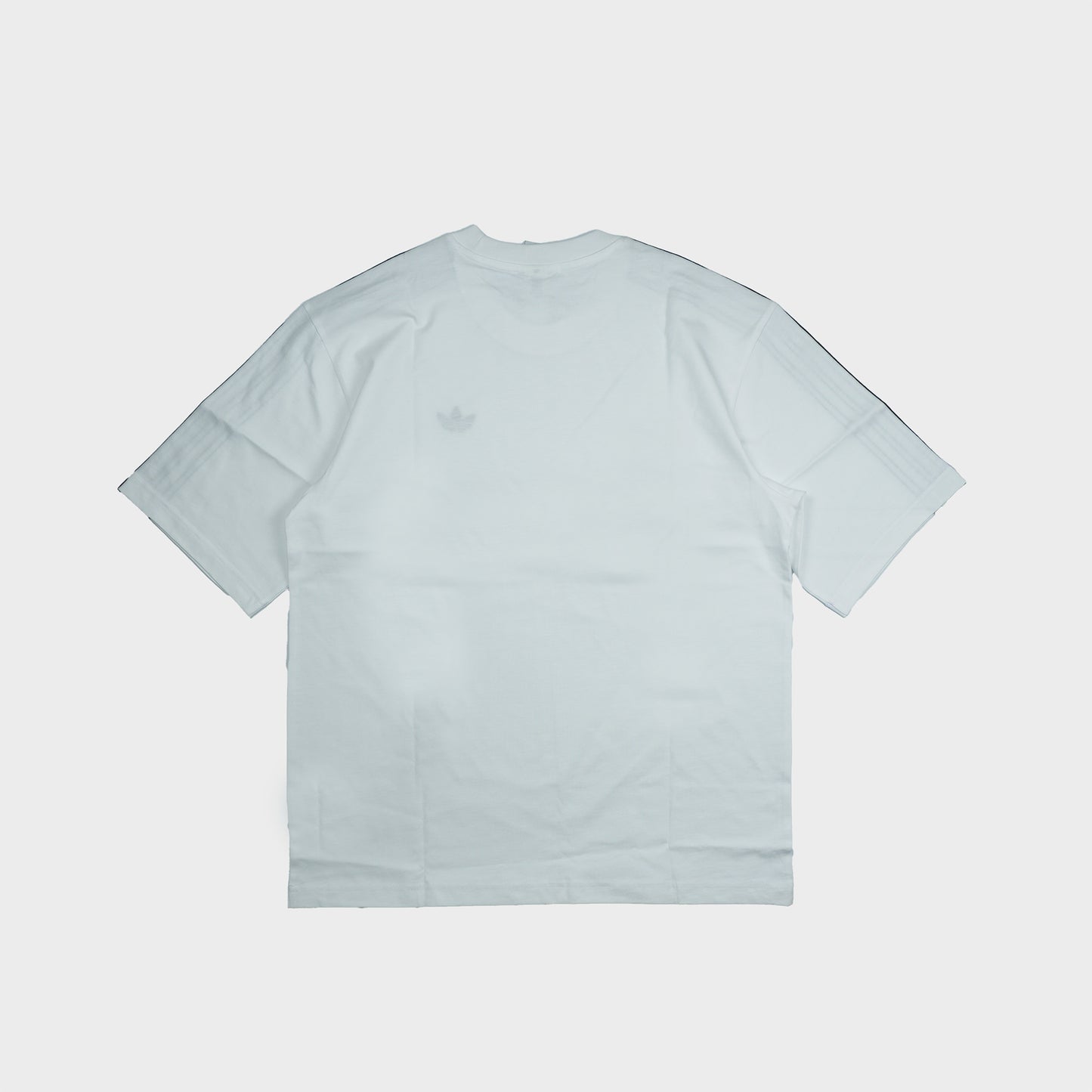 adidas ADICOLOR 3-STRIPES OVERSIZED TEE