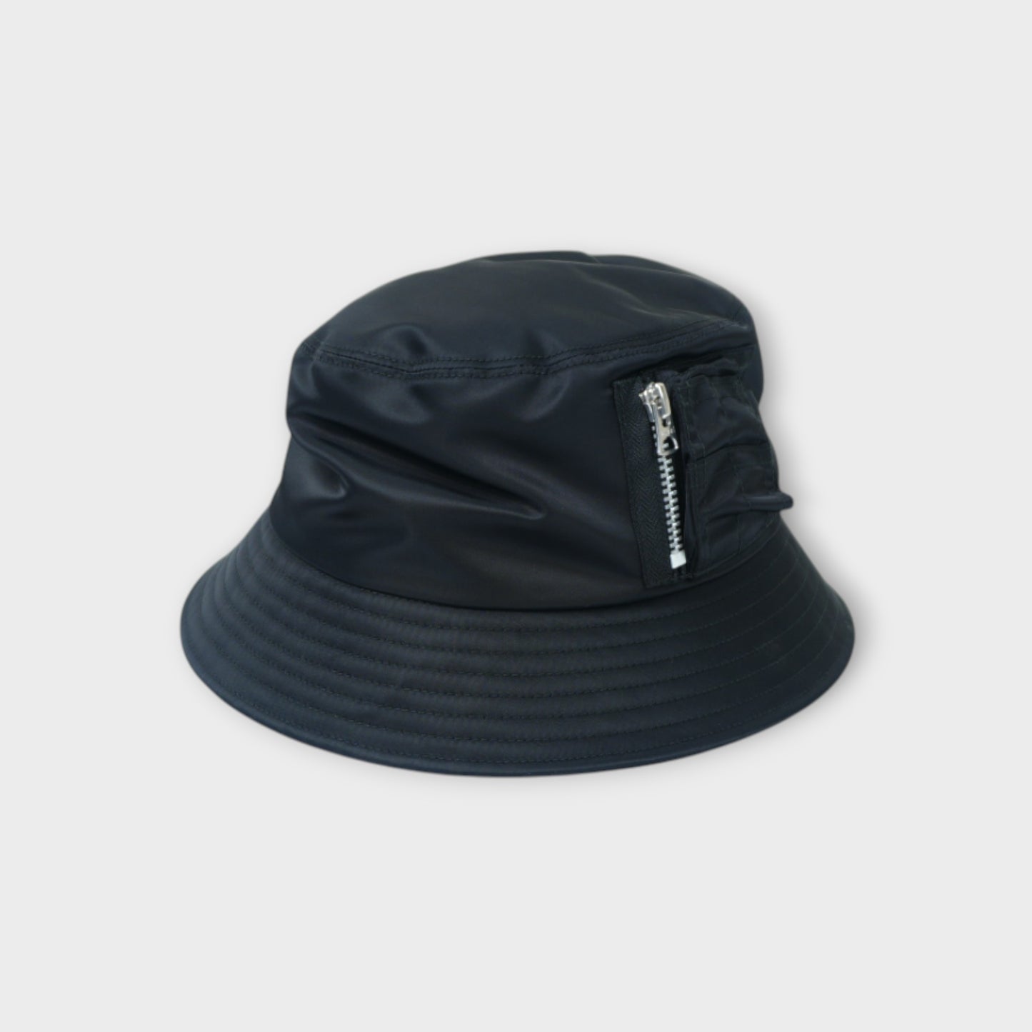 sacai UNISEXSingle Brim Pocket Hat / Nylon Twill