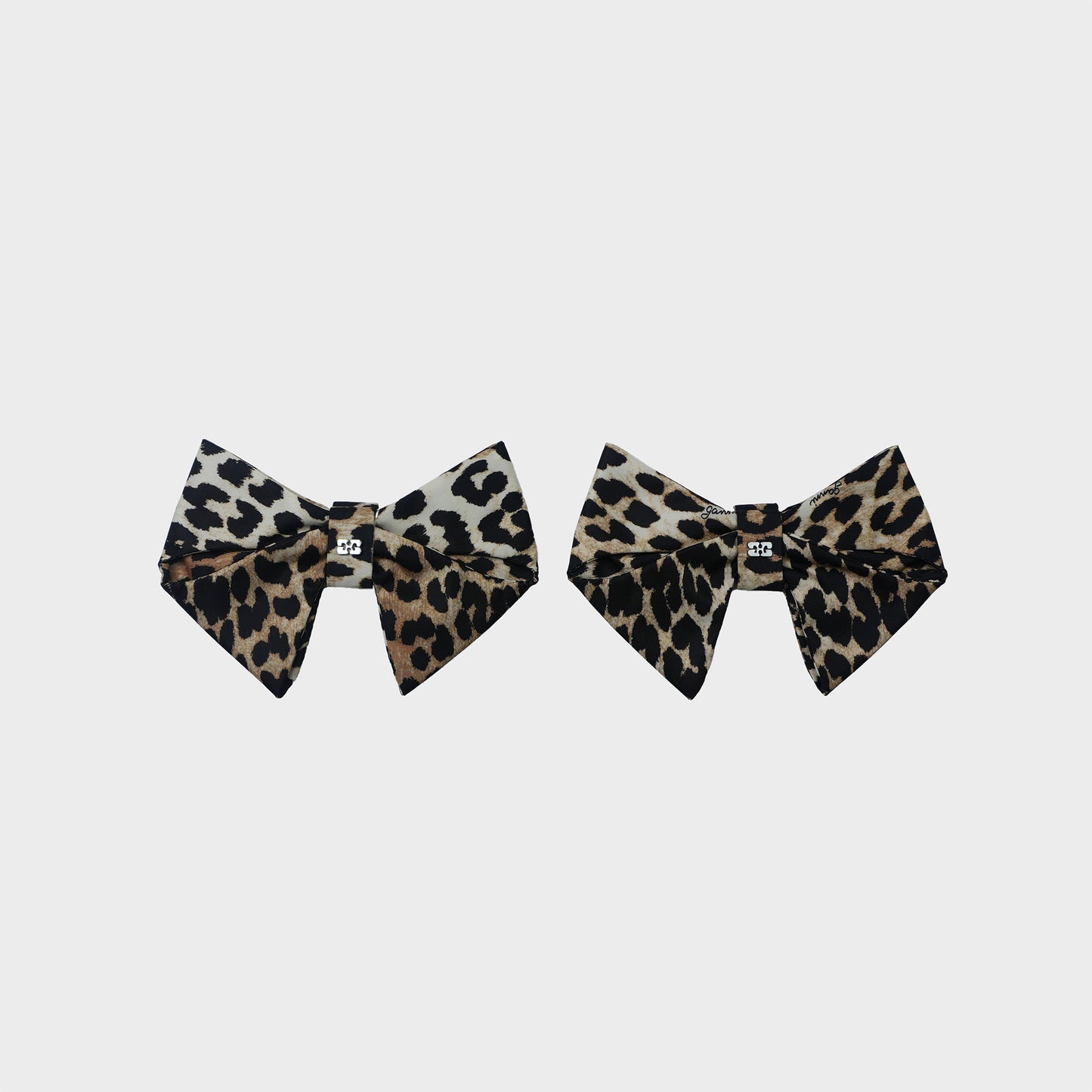 GANNI Bow FootWear Charms Satin Printed
