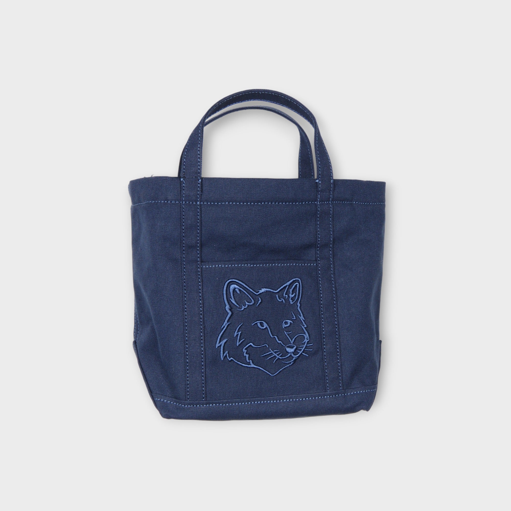 6h限定！クーポン配布中】 MAISON KITSUNE メゾン キツネ ブルー Blue トートバッグ レディース 春夏