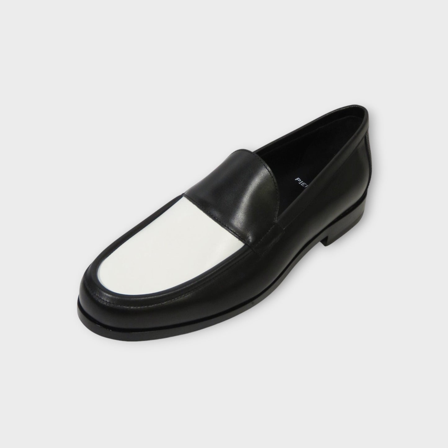 PIERRE HARDY ROUND-TOE LEATHER LOAFER