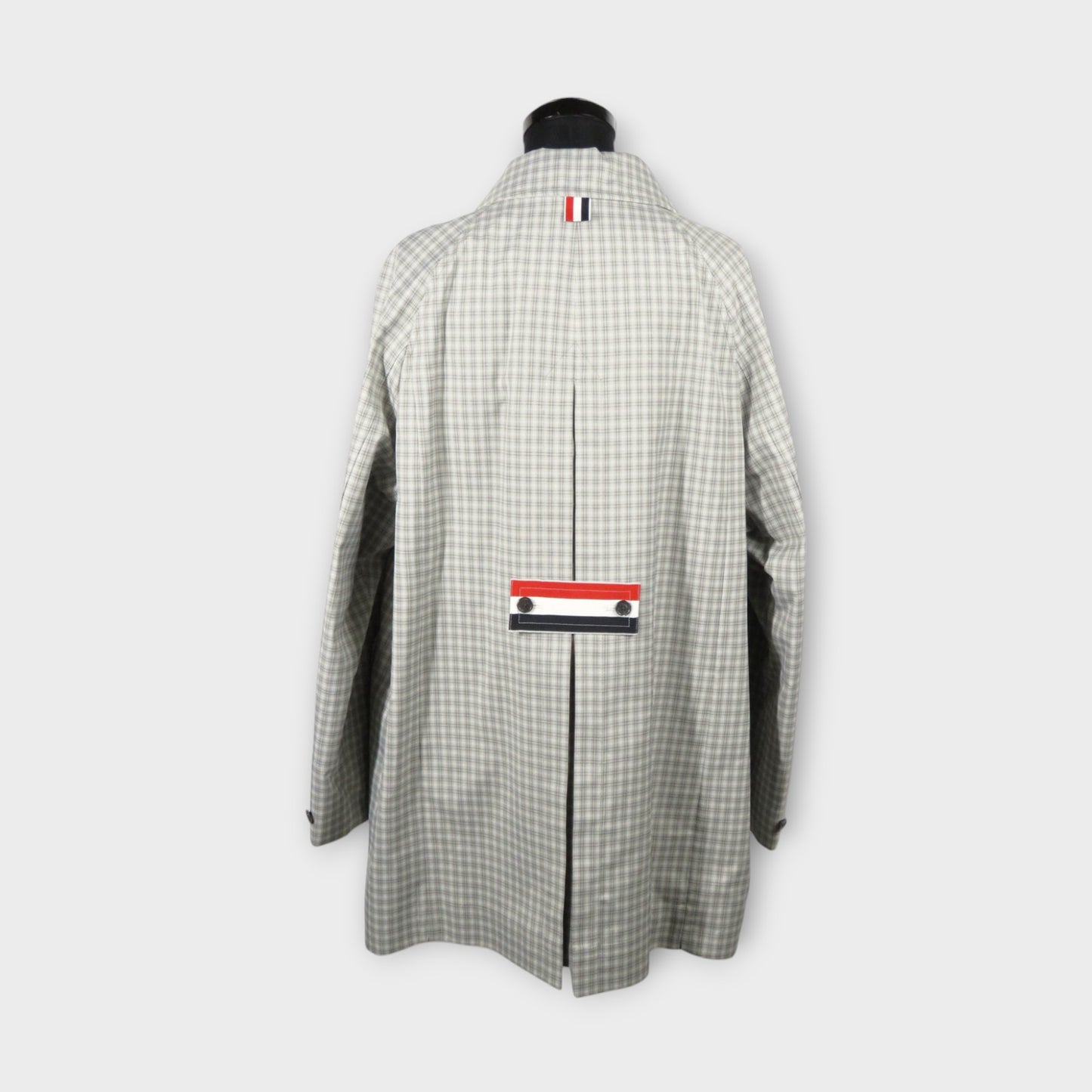 THOM BROWNE CROPPED CAR COAT W/ BOX PLEAT (76CM) IN SMALL CHECK POLY TECH CANVAS