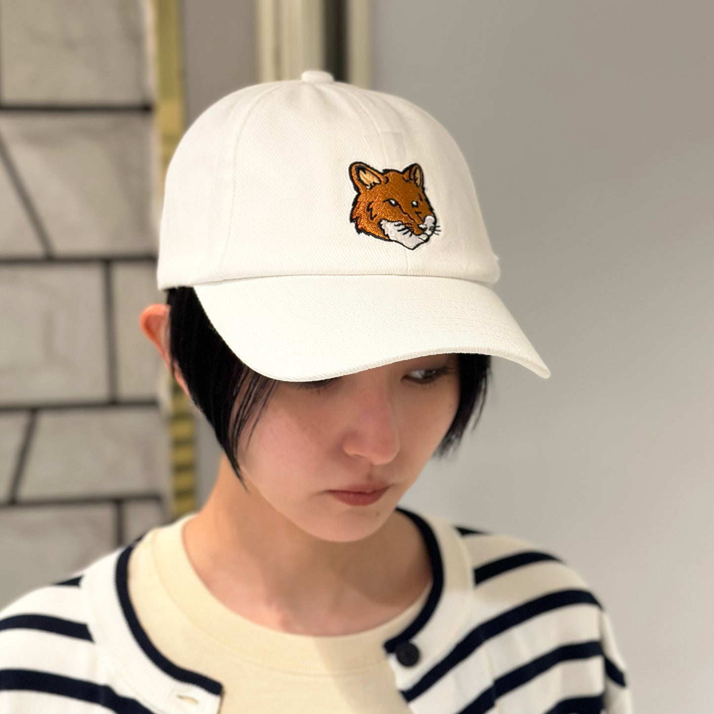 MAISON KITSUNÉ LARGE FOX HEAD 6 PCAP