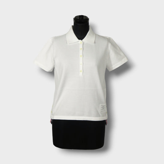 THOM BROWNE RELAXED FIT SHORT SLEEVE POLO W/ CENTER BACK RWB STRIPE IN CLASSIC PIQUE